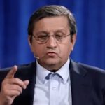 همتی: قیمت دلار بیشتر از این سقوط می‌کند