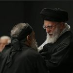 ادامه شعر مداحی محمود کریمی در محضر رهبری، شنیدنی تر است