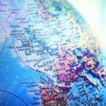 نقشه‌های جهان چگونه ذهن ما را فریب می‌دهند؟ تحلیل علمی